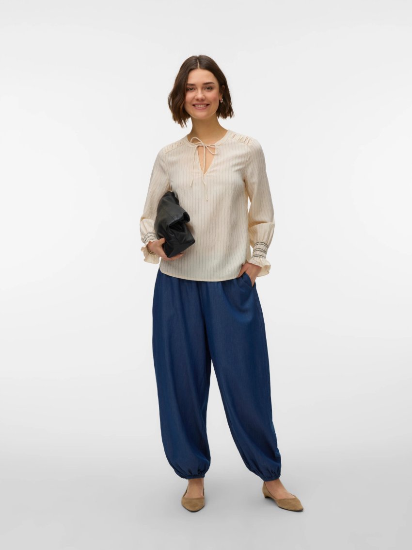 f 10340578 m 4914349 front 1